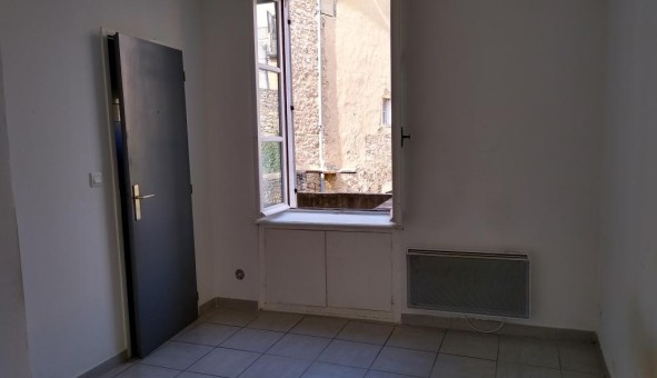 Logement tudiant T2 à Bagnols sur Cze (30200)