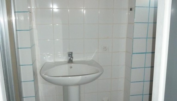 Logement tudiant T2 à Bagnols sur Cze (30200)