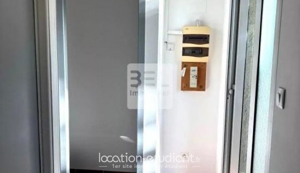 Logement �tudiant T2 &agrave; Bagnols sur C�ze (30200)