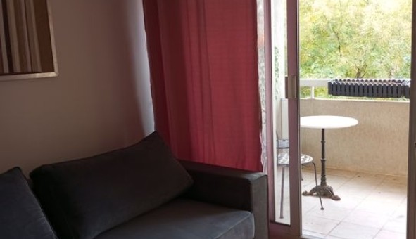 Logement �tudiant T2 &agrave; Bagnols sur C�ze (30200)