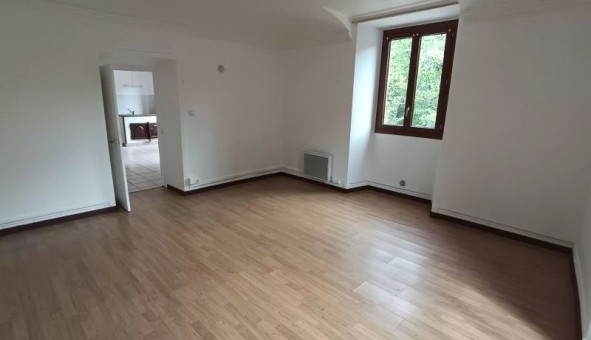 Logement �tudiant T2 &agrave; Banne (07460)