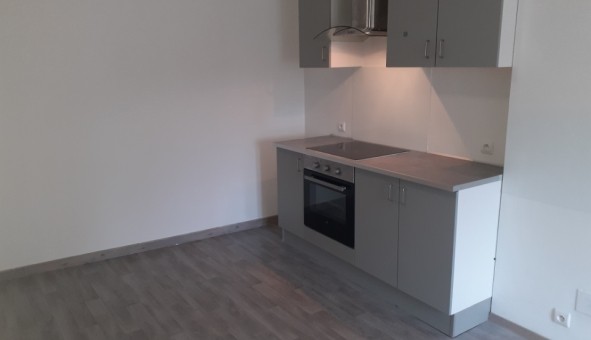Logement tudiant T2 à Bazeilles (08140)