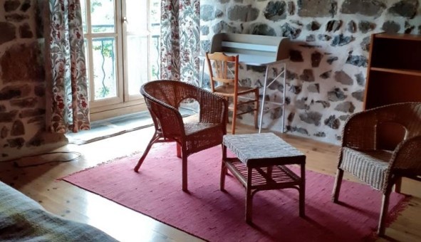 Logement tudiant T2 à Beaulieu (43800)