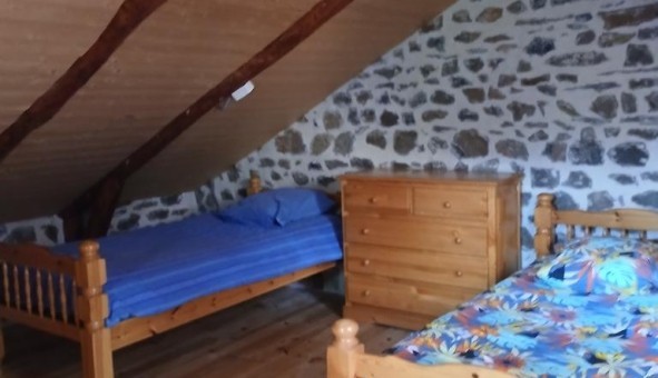 Logement tudiant T2 à Beaulieu (43800)