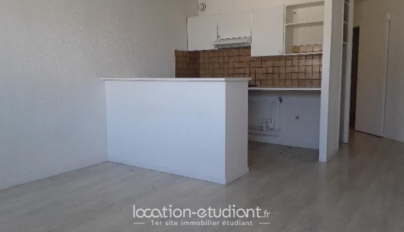 Logement tudiant Location T2 Vide Bgles (33130)