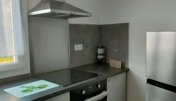 Logement �tudiant T2 &agrave; Belgentier (83210)