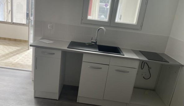 Logement tudiant Location T2 Vide Bernes sur Oise (95340)