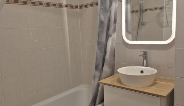 Logement étudiant T2 à Béziers (34500)