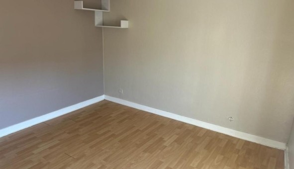 Logement tudiant T2 à Bivres (91570)