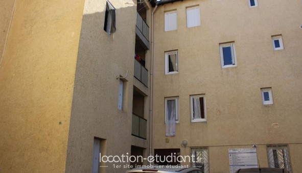 Logement tudiant T2 à Bollne (84500)
