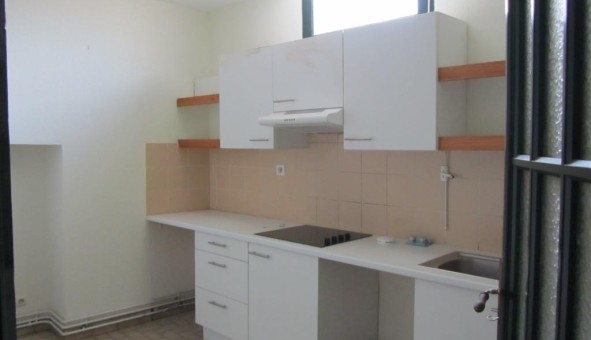 Logement tudiant T2 à Bordeaux (33300)