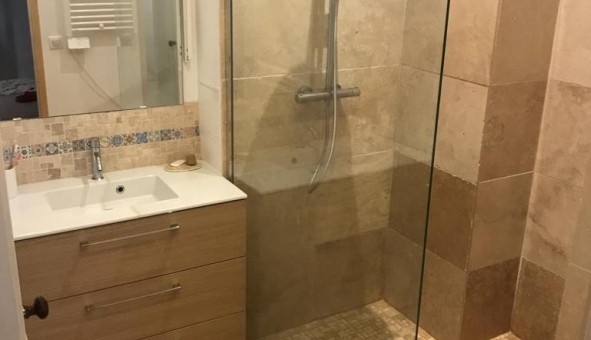 Logement tudiant T2 à Bordeaux (33300)