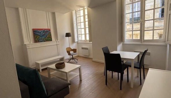 Logement tudiant Location T2 Vide Bordeaux (33300)