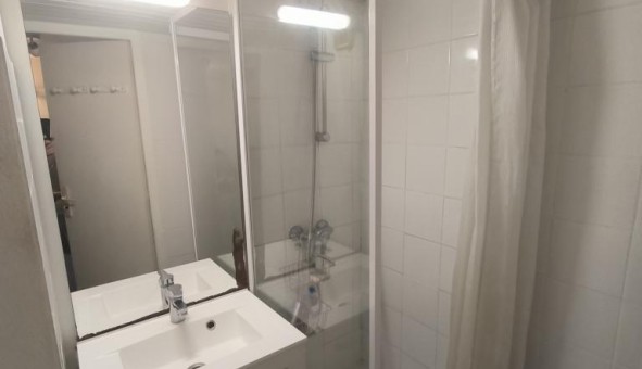 Logement tudiant T2 à Bordeaux (33300)