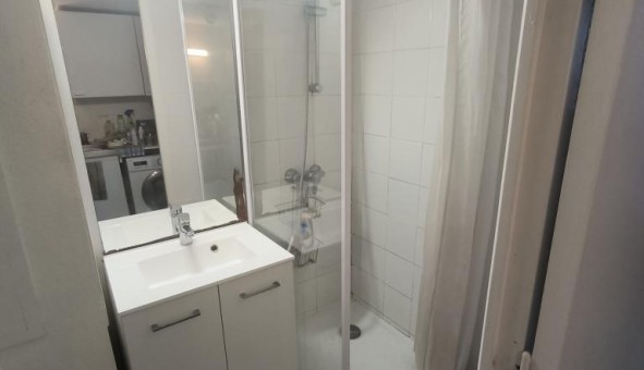 Logement tudiant T2 à Bordeaux (33300)