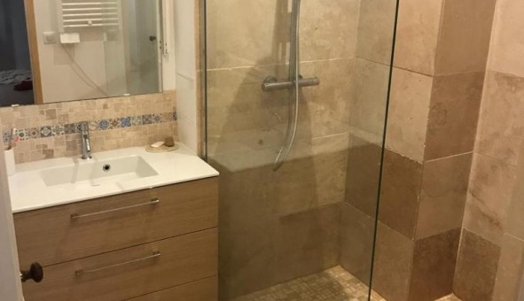 Logement tudiant T2 à Bordeaux (33300)