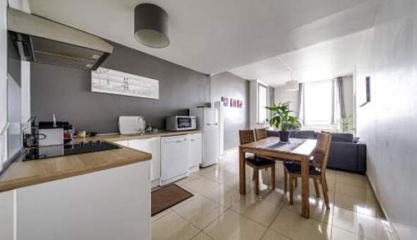Logement tudiant T2 à Bordeaux (33300)