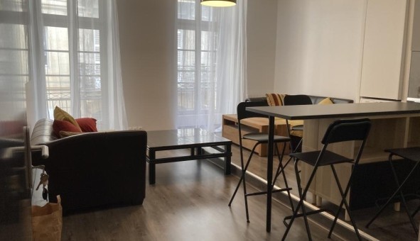 Logement tudiant T2 à Bordeaux (33300)