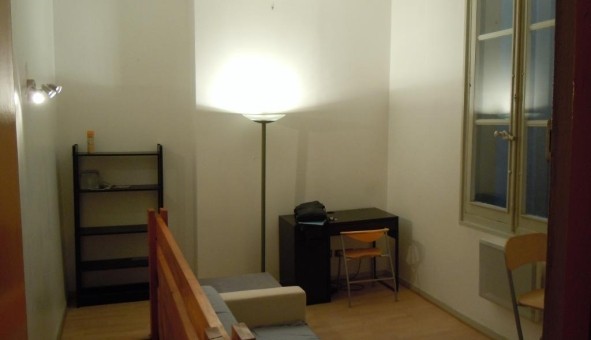Logement tudiant Location T2 Vide Bordeaux (33300)