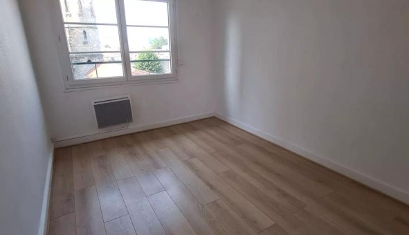 Logement �tudiant T2 &agrave; Bordeaux (33300)