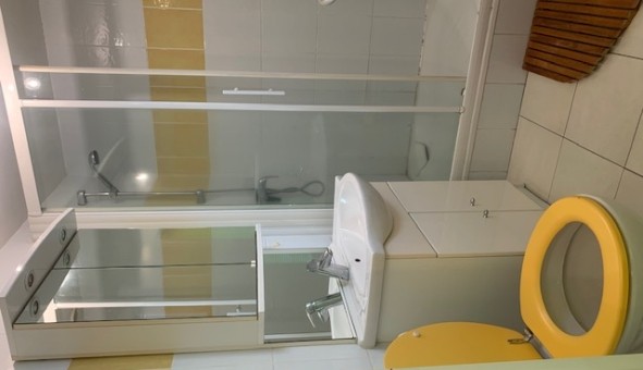 Logement �tudiant T2 &agrave; Bordeaux (33300)