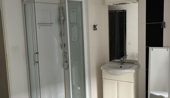 Logement �tudiant T2 &agrave; Bordeaux (33300)