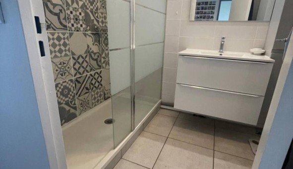 Logement �tudiant T2 &agrave; Bordeaux (33300)