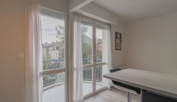 Logement �tudiant T2 &agrave; Bordeaux (33300)