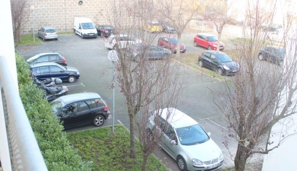 Logement �tudiant T2 &agrave; Bordeaux (33300)