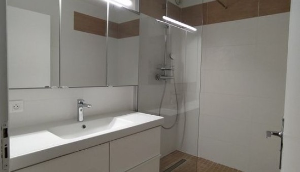 Logement �tudiant T2 &agrave; Bordeaux (33300)