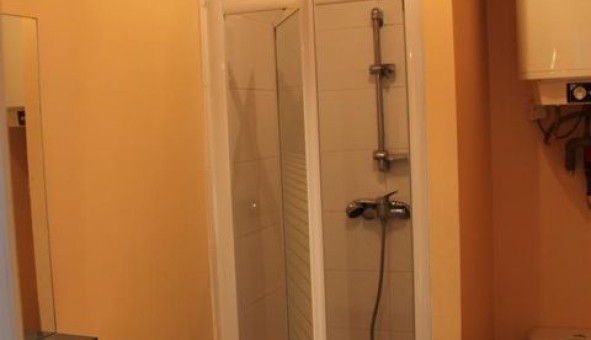 Logement �tudiant T2 &agrave; Bordeaux (33300)