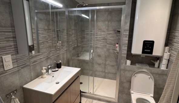 Logement tudiant T2 à Bormes les Mimosas (83230)