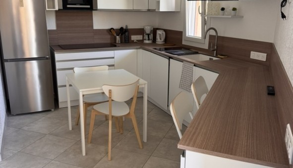 Logement tudiant T2 à Bormes les Mimosas (83230)