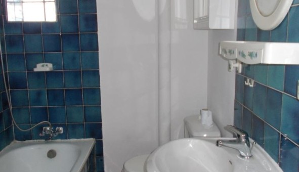 Logement tudiant T2 à Bost (03300)