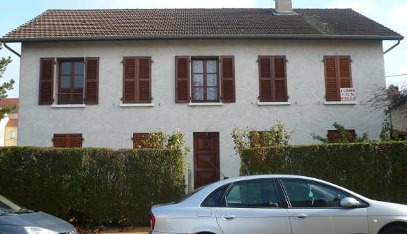 Logement tudiant T2 à Bost (03300)