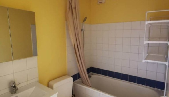 Logement tudiant T2 à Bourg en Bresse (01000)