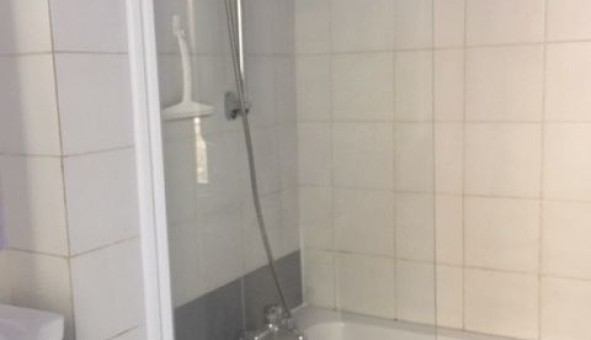 Logement �tudiant T2 &agrave; Bourg l�s Valence (26500)