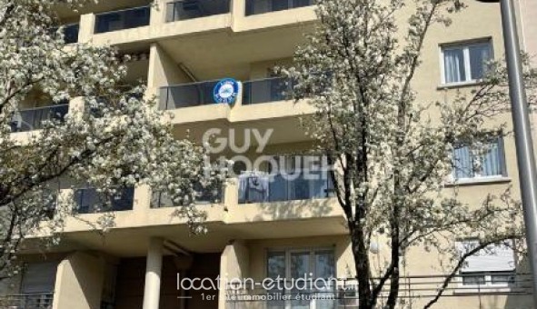 Logement étudiant T3 à Bourgoin Jallieu (38300)