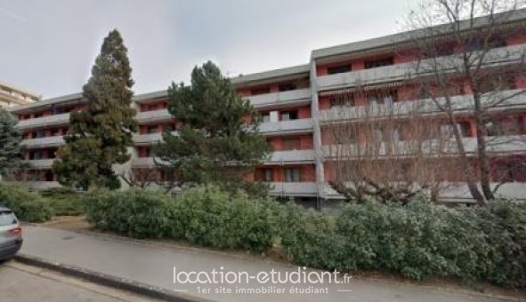 Logement tudiant T2 à Bron (69500)