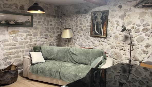 Logement tudiant T2 à Cabasse (83340)