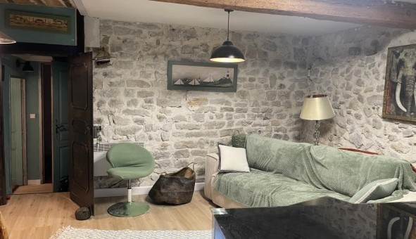 Logement tudiant T2 à Cabasse (83340)