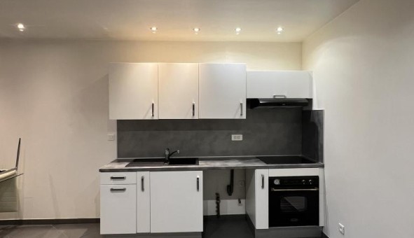 Logement �tudiant T2 &agrave; Cabri�s (13480)