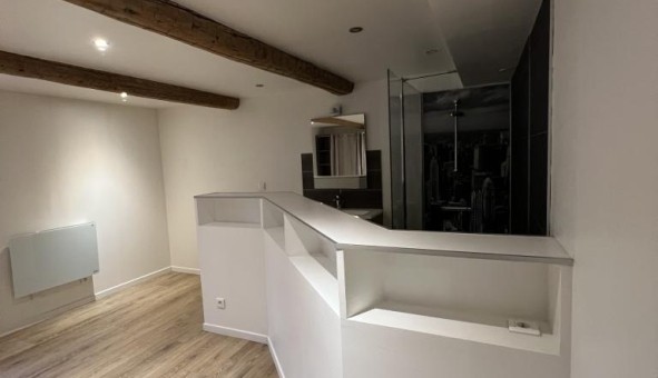 Logement �tudiant T2 &agrave; Cabri�s (13480)