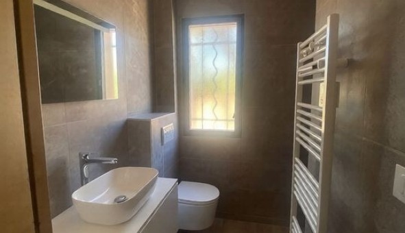 Logement �tudiant T2 &agrave; Cabri�s (13480)