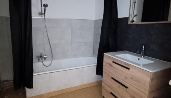 Logement étudiant T2 à Caen (14000)