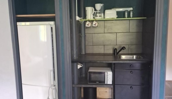 Logement tudiant T2 à Calvinet (15340)