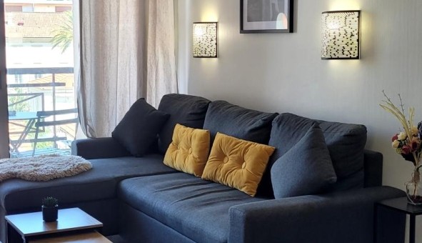 Logement tudiant Location T2 Vide Cannes (06400)
