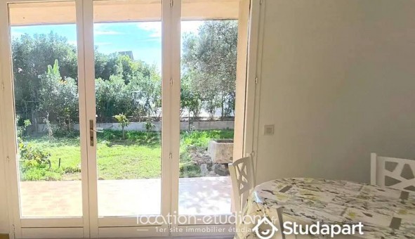 Logement tudiant T2 à Carqueiranne (83320)