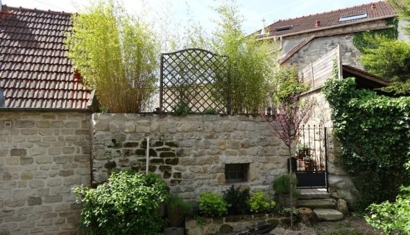 Logement �tudiant T2 &agrave; Carri�res sur Seine (78420)