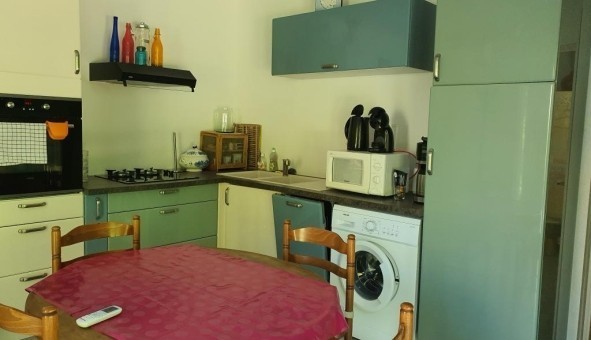 Logement tudiant T2 à Caseneuve (84750)